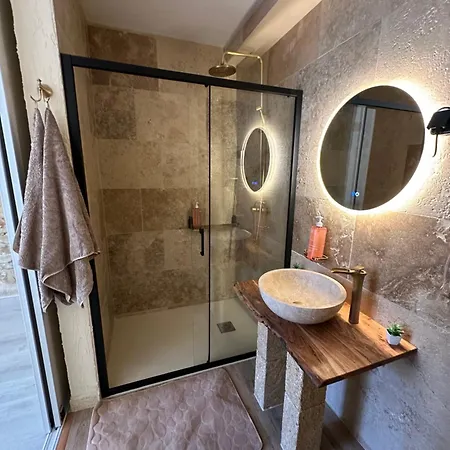 Greg House Maison D'hote Et