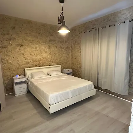 Greg House Maison D'hote Et בית הארחה 3*