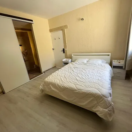 게스트하우스 Greg House Maison D'hote Et 3*